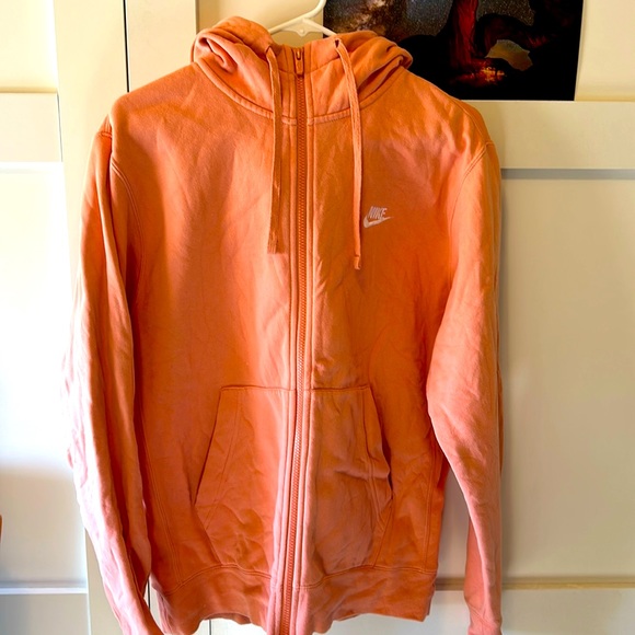 Nike Jackets & Blazers - GUC Nike zip up hoodie